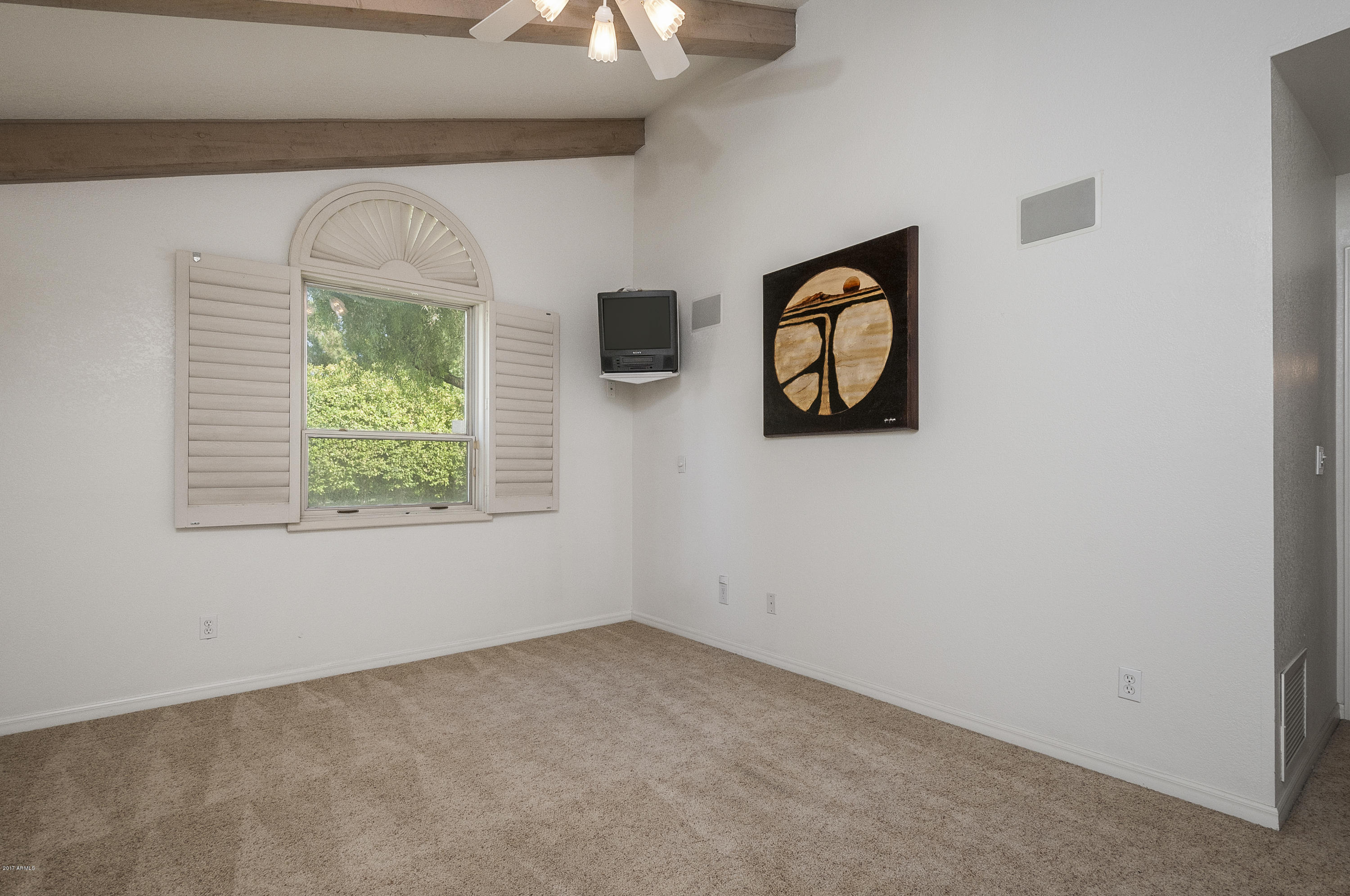 6801 North 1st Place Phoenix, AZ 85012 - Photo 24 of 32 Bedroom 3