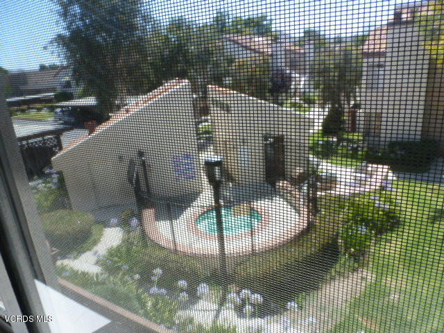 1736 Sinaloa Road, Unit 321 Simi Valley, CA 93065 - Photo 26 of 26 a bathroom with a shower