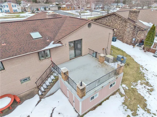 $349,900 | 122 Pine Valley Drive, Greece, NY 14626