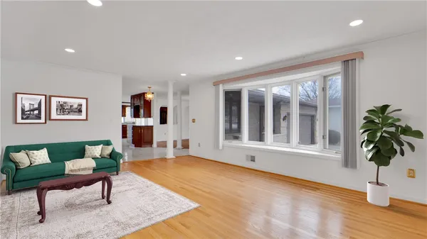 $349,900 | 122 Pine Valley Drive, Greece, NY 14626