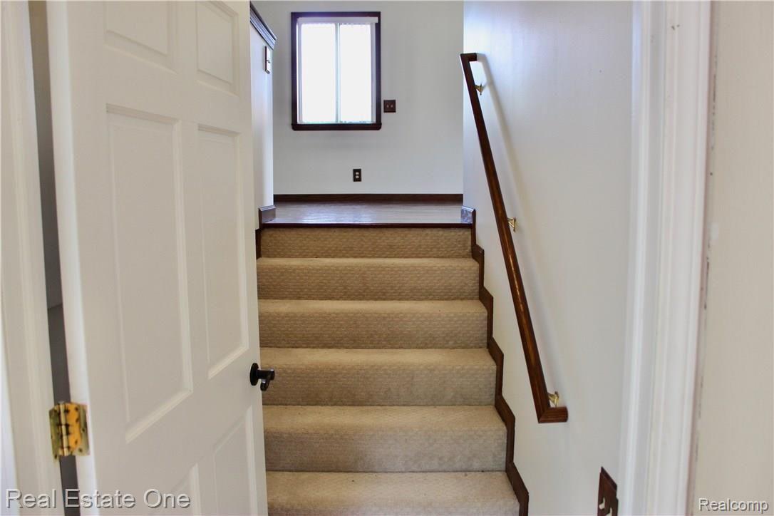 42708 Hanford Road Canton, MI 48187 - Photo 19 of 48 Located on opposite side is Master Suite!