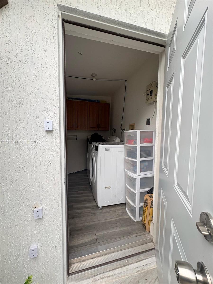 314 Southwest 10th Avenue, Unit 2 Miami, FL 33130 - Photo 5 of 9 a view of walk in closet