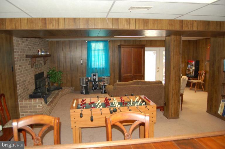 120 Gloucester Road Front Royal, VA 22630 - Photo 22 of 30 Recreation Room
