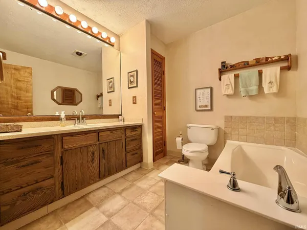 $269,900 | 13112 West 230 North, Linton, IN 47441