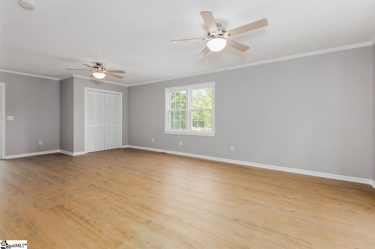 10 Ridge Court Williamston, SC 29697 - Photo 7 of 25 Gallery Image 7
