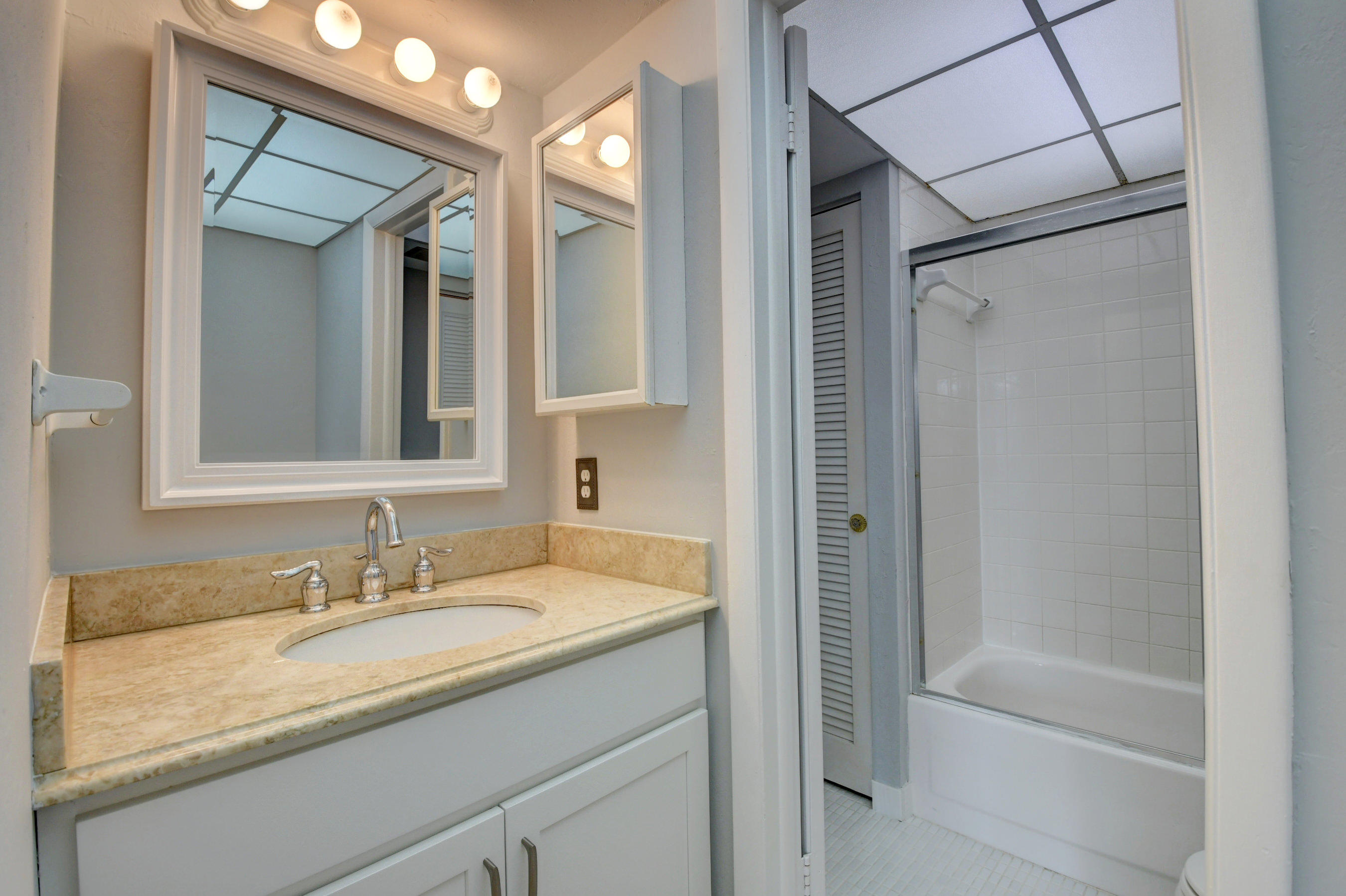 12 Royal Palm Way, Unit 203 Boca Raton, FL 33432 - Photo 14 of 50 24_dsc_5998_5999_6000_6001_6002