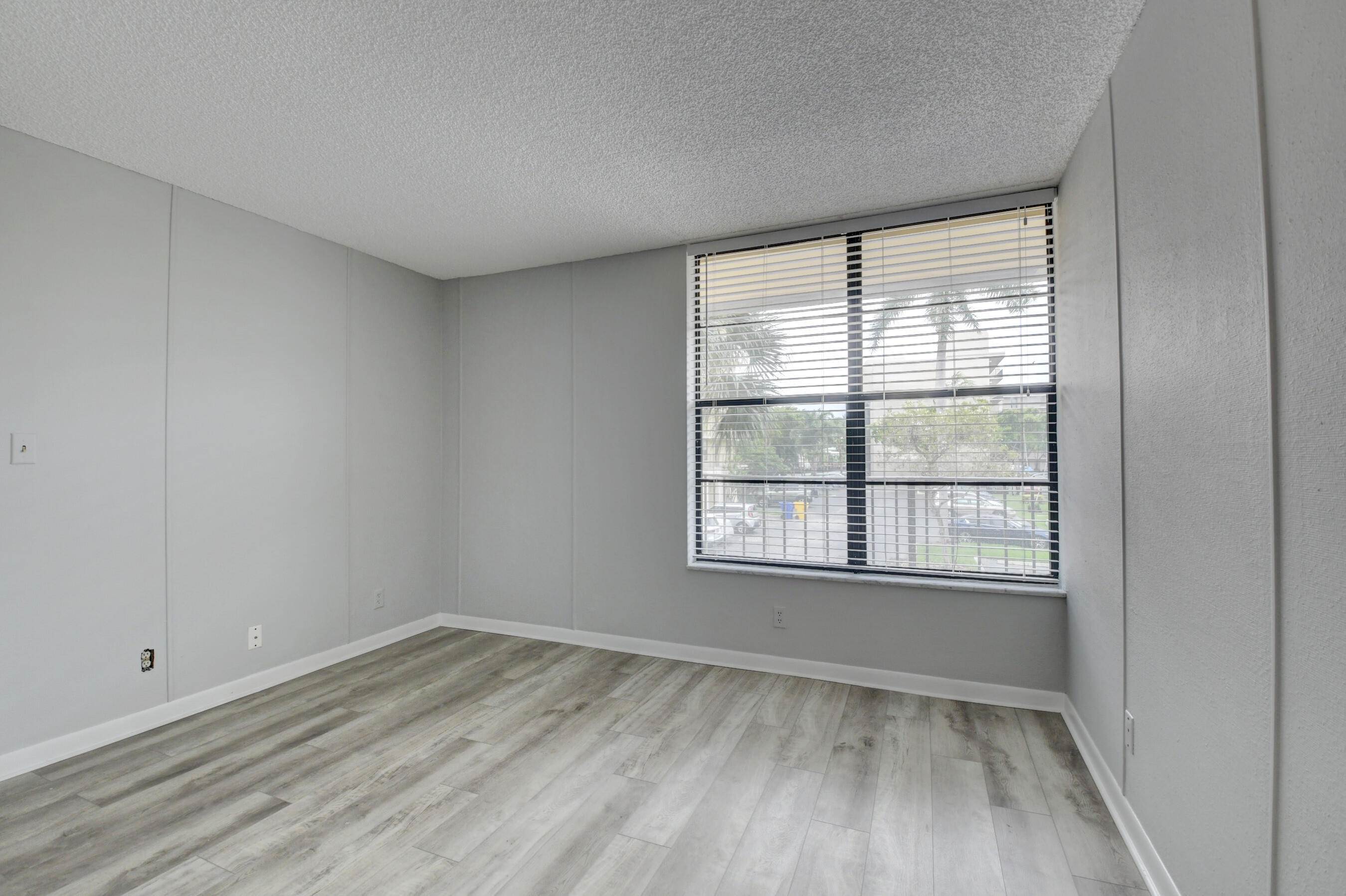 12 Royal Palm Way, Unit 203 Boca Raton, FL 33432 - Photo 19 of 50 19_dsc_5973_4_5_6_7