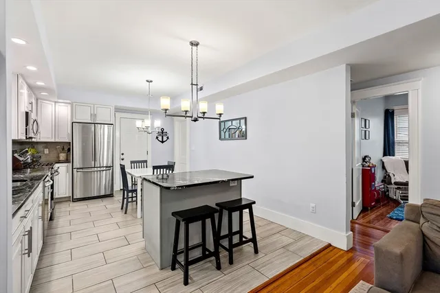 $499,000 | 51 New Ocean Street, Unit 2, Swampscott, MA 01907