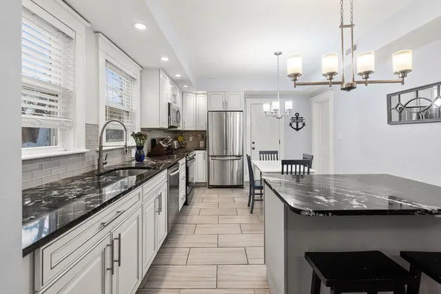 $499,000 | 51 New Ocean Street, Unit 2, Swampscott, MA 01907