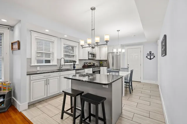 $499,000 | 51 New Ocean Street, Unit 2, Swampscott, MA 01907