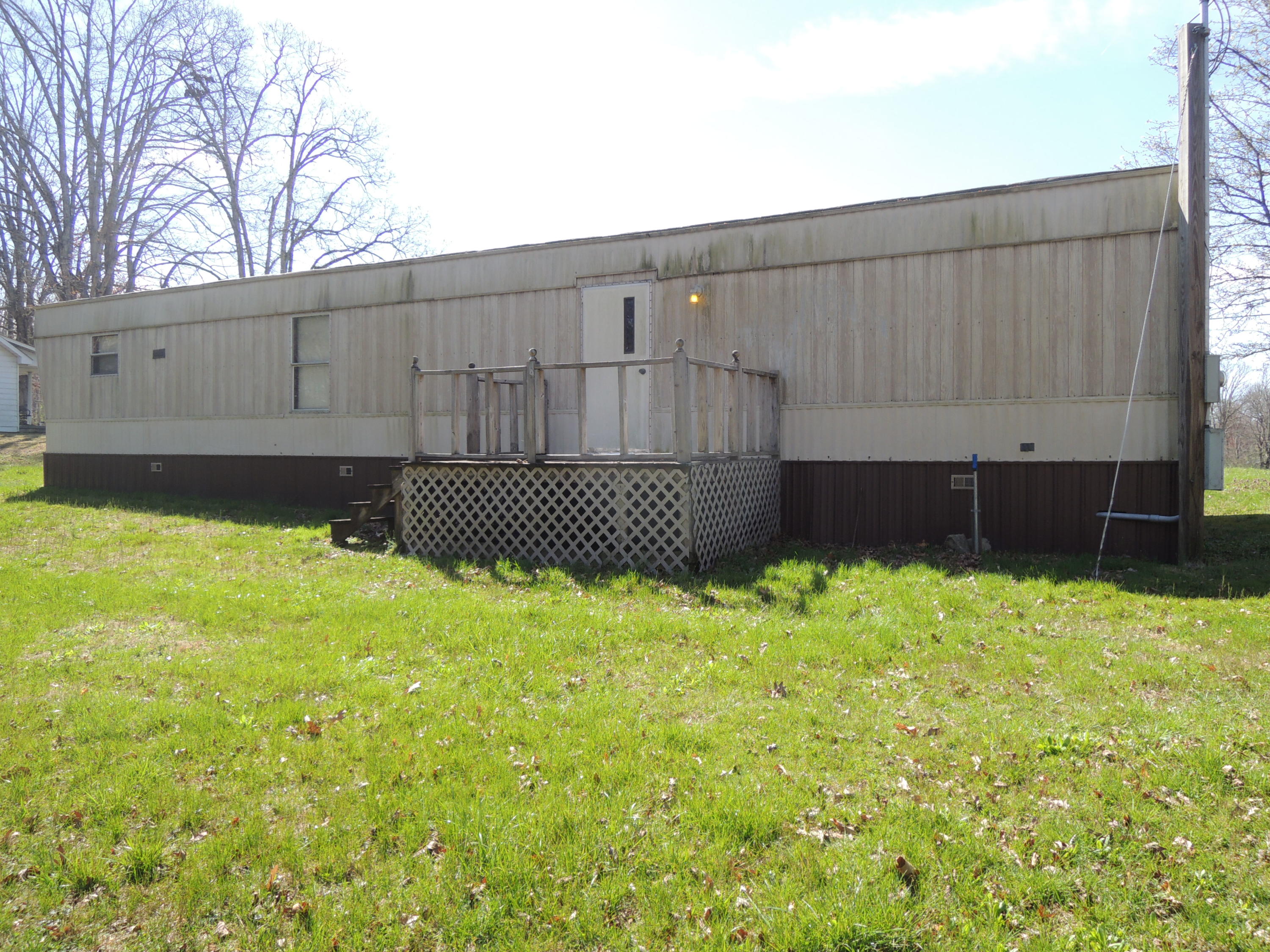 2073 Memory Garden Road Jamestown, TN 38556 - Photo 2 of 9 Garrett (1)