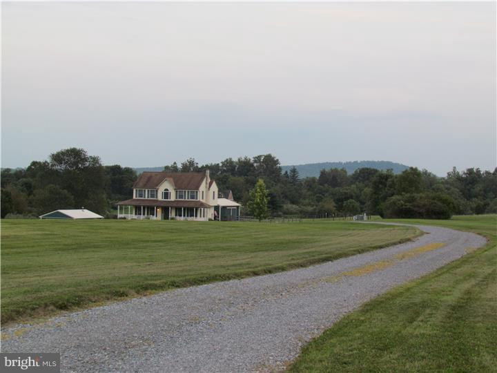 370 Friends Road Birdsboro, PA 19508 - Photo 4 of 25 Gallery Image 4