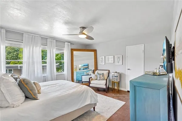 $250,000 | 284 Lakemoore Drive Northeast, Unit B, Atlanta, GA 30342