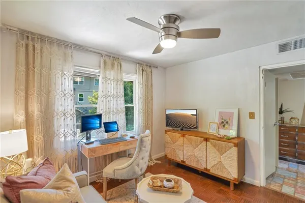 $250,000 | 284 Lakemoore Drive Northeast, Unit B, Atlanta, GA 30342