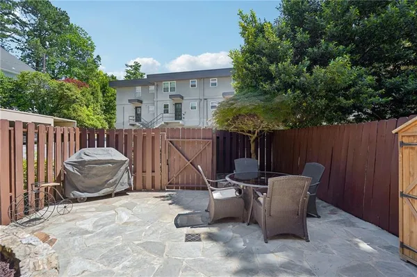 $250,000 | 284 Lakemoore Drive Northeast, Unit B, Atlanta, GA 30342