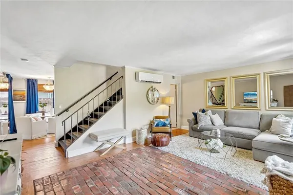 $250,000 | 284 Lakemoore Drive Northeast, Unit B, Atlanta, GA 30342