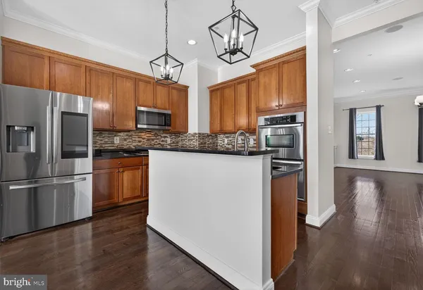 $3,200 | 593 Cedar Spring Street, Gaithersburg, MD 20877