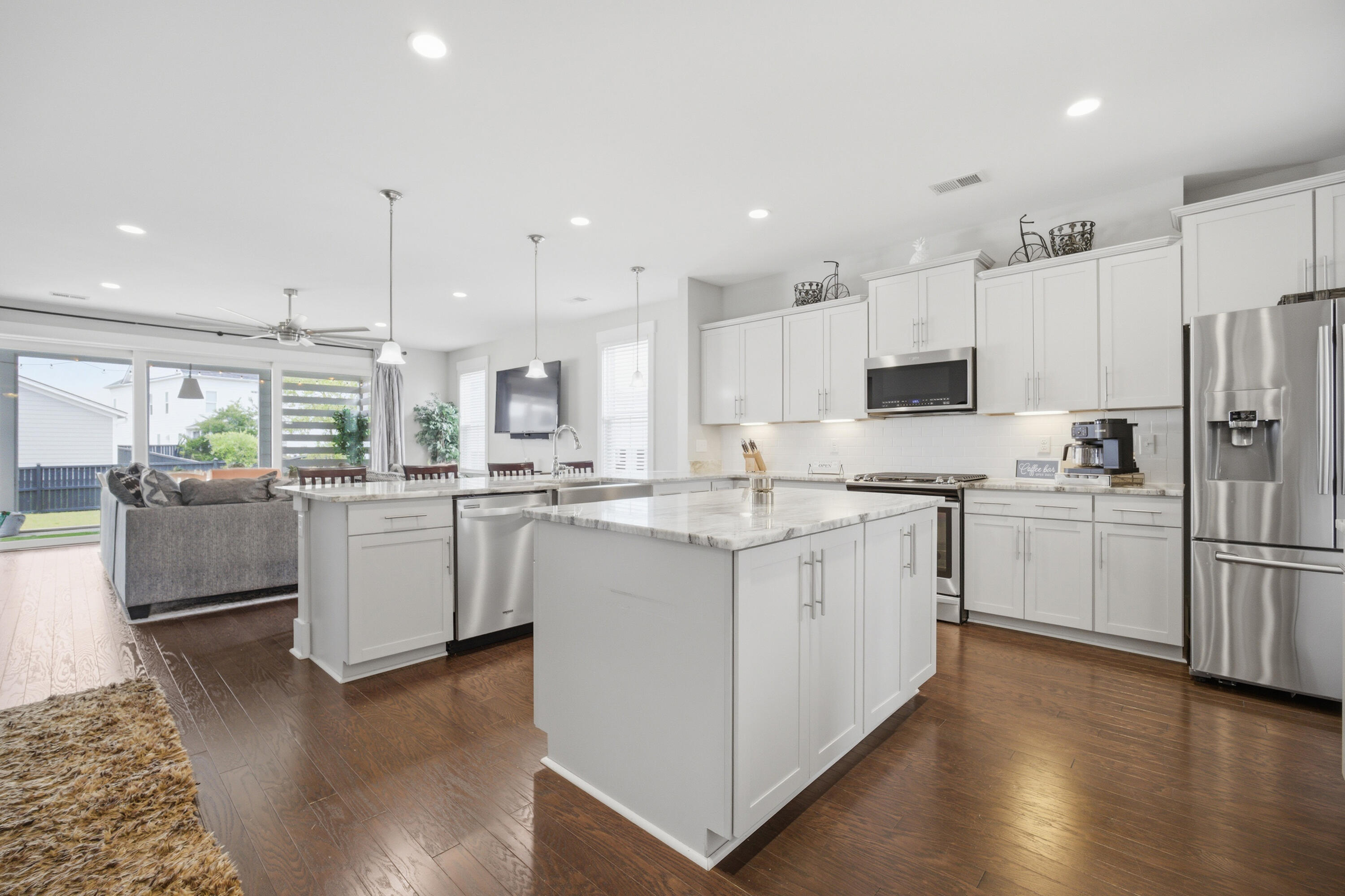 123 Hewitt Street Summerville, SC 29486 - Photo 12 of 82