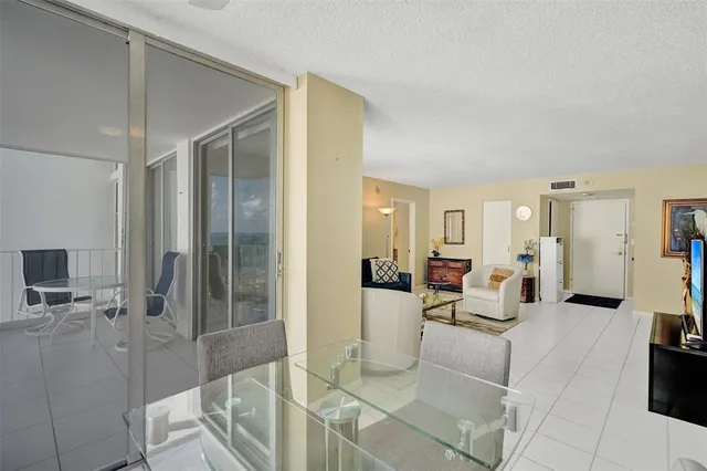 $545,000 | 1010 South Ocean Boulevard, Unit 912, Pompano Beach, FL 33062