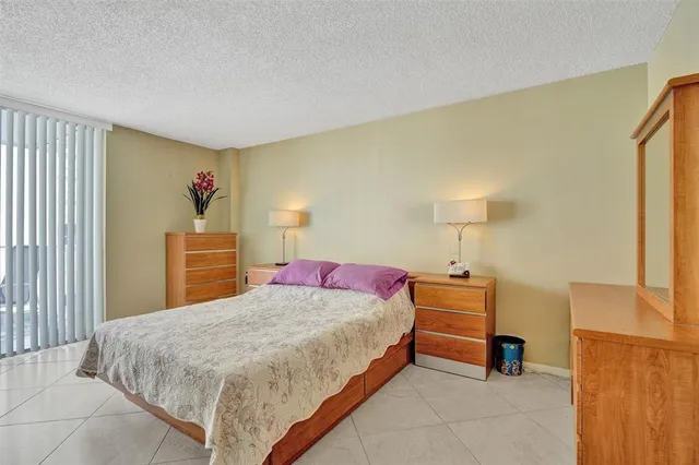 $545,000 | 1010 South Ocean Boulevard, Unit 912, Pompano Beach, FL 33062