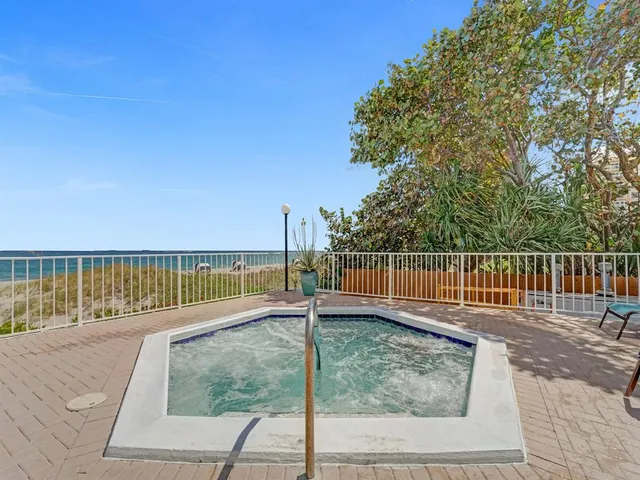 $545,000 | 1010 South Ocean Boulevard, Unit 912, Pompano Beach, FL 33062