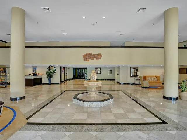 $545,000 | 1010 South Ocean Boulevard, Unit 912, Pompano Beach, FL 33062