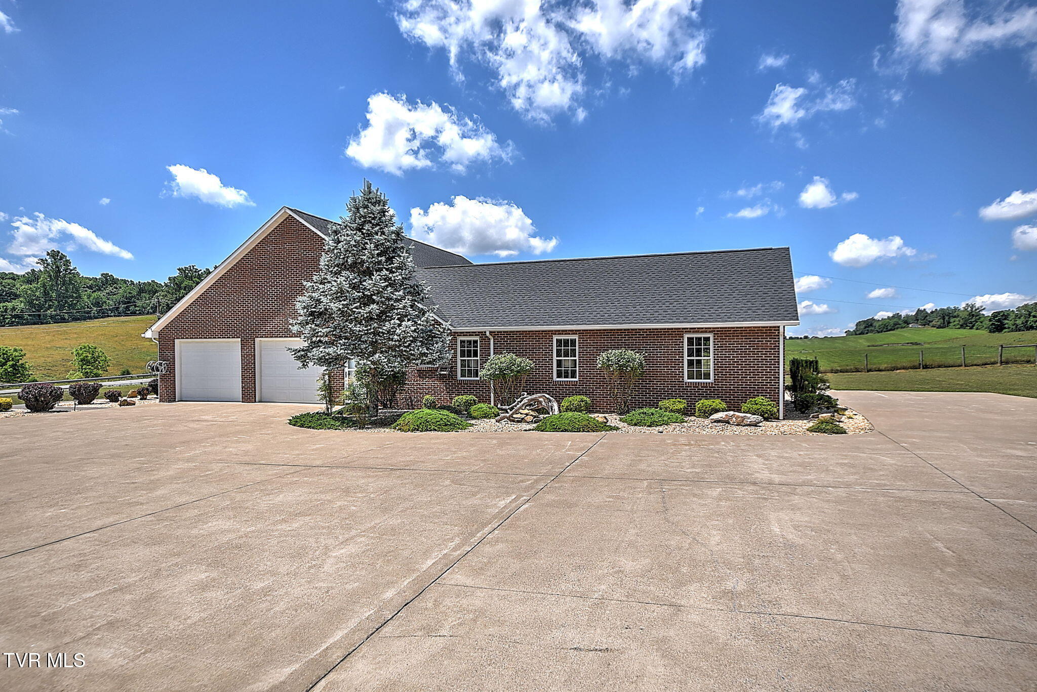 18137 Old Jonesboro Road Bristol, VA 24202 - Photo 59 of 90 77-web-or-mls-18137 Old Joboro GUnit-78