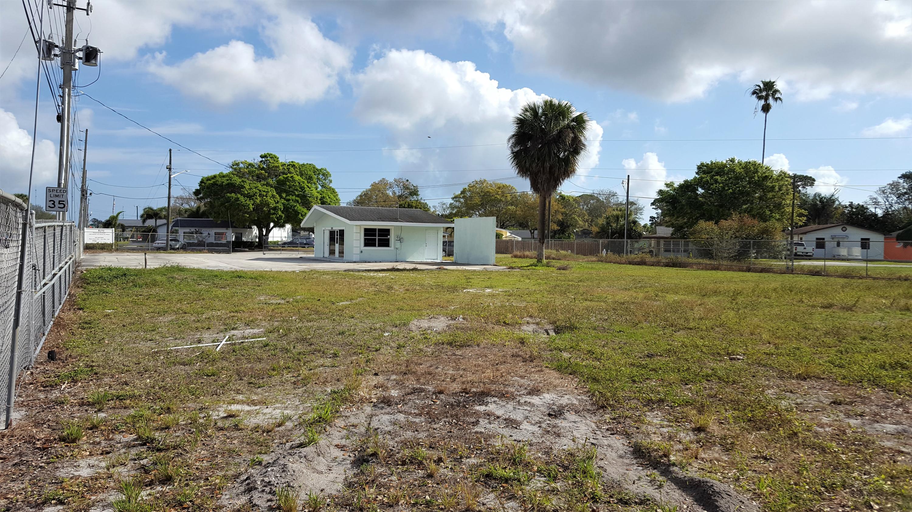 3101 Okeechobee Road Fort Pierce, FL 34947 - Photo 15 of 29 20180208_104554
