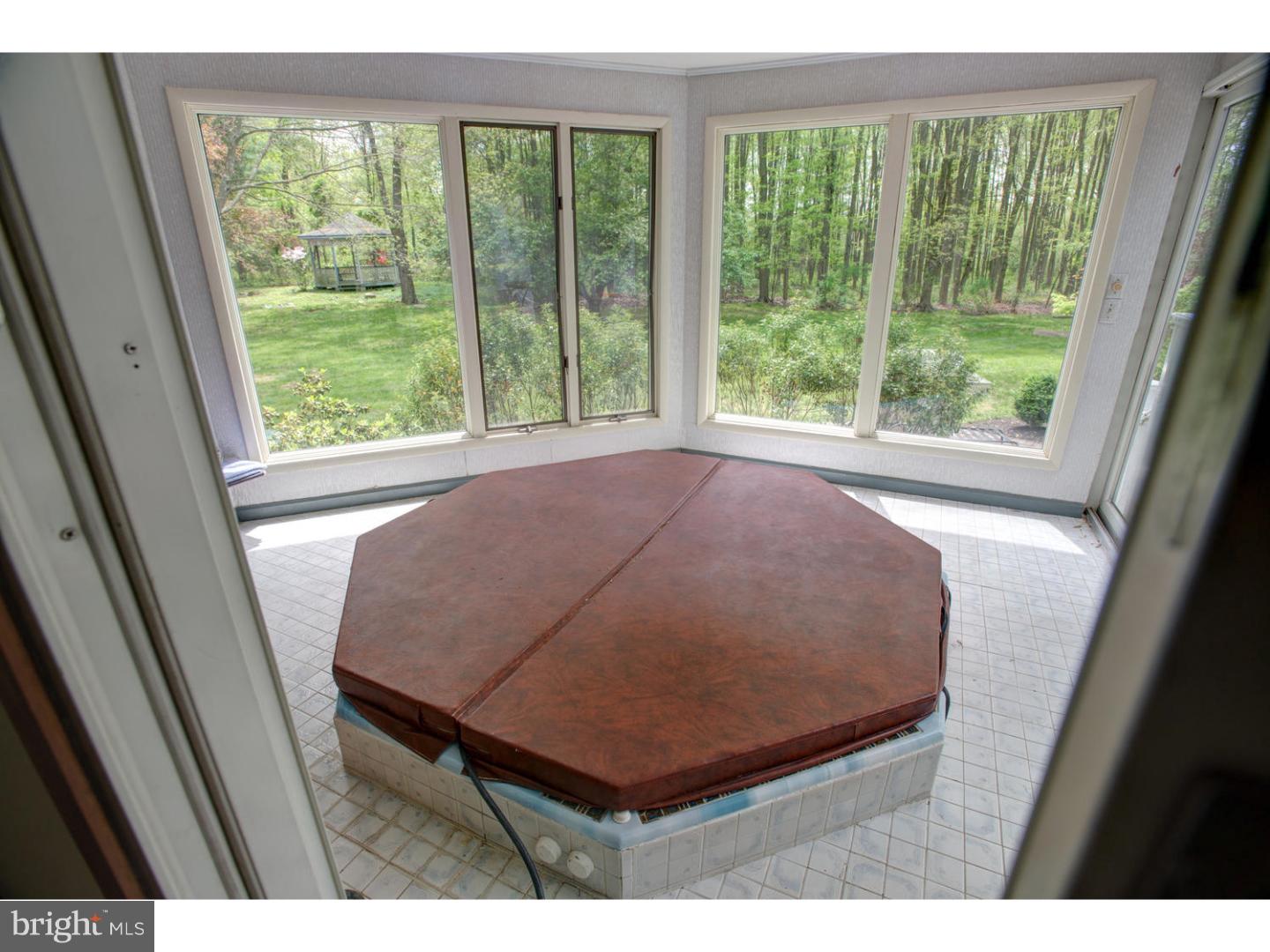 7 Van Kirk Road Lawrence Township, NJ 08648 - Photo 10 of 25 Gallery Image 10