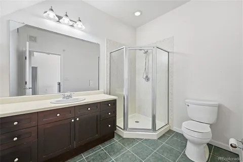 $558,888 | 220 Roslyn Street, Unit 706, Denver, CO 80230