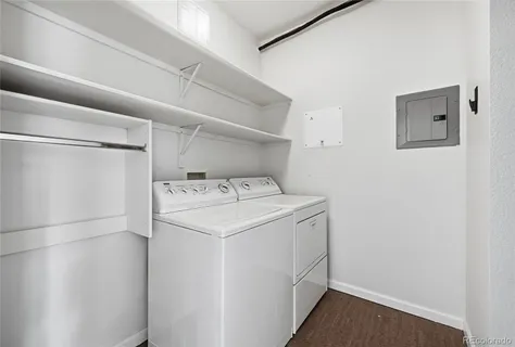 $558,888 | 220 Roslyn Street, Unit 706, Denver, CO 80230