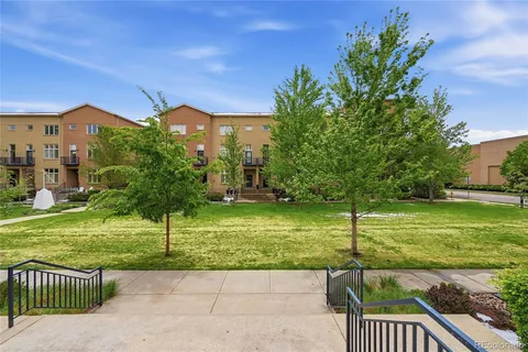 $558,888 | 220 Roslyn Street, Unit 706, Denver, CO 80230