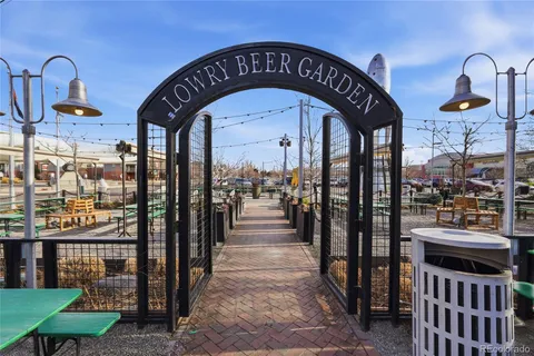 $558,888 | 220 Roslyn Street, Unit 706, Denver, CO 80230