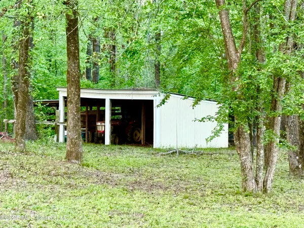 $535,000 | 1250 Friendship E Road, Charleston, MS 38921