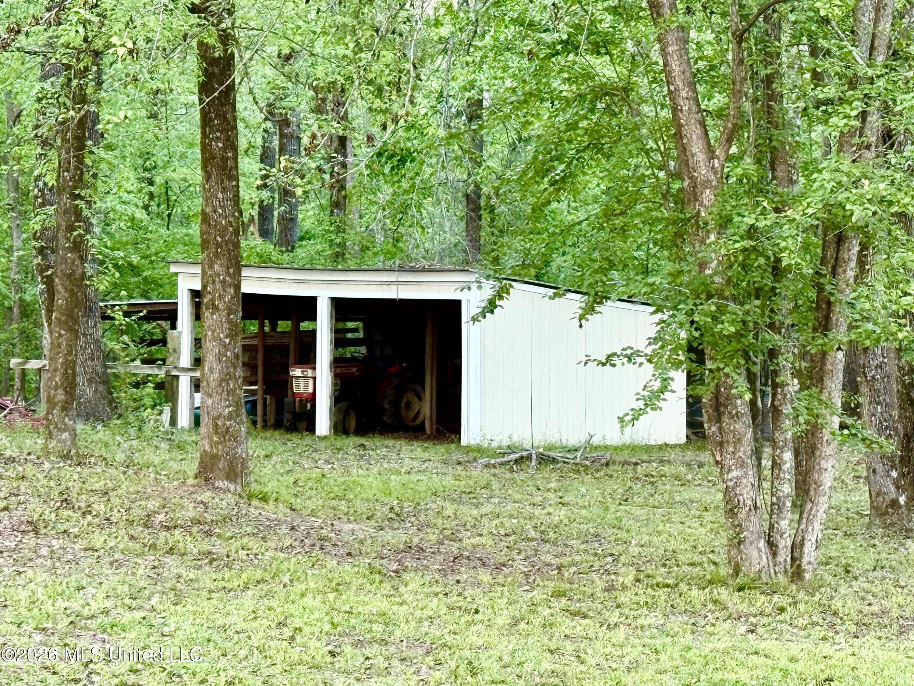 1250 Friendship E Road Charleston, MS 38921 - Photo 15 of 50 IMG_8507