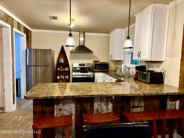 $535,000 | 1250 Friendship E Road, Charleston, MS 38921