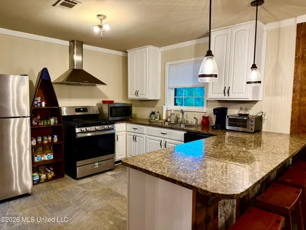 $535,000 | 1250 Friendship E Road, Charleston, MS 38921