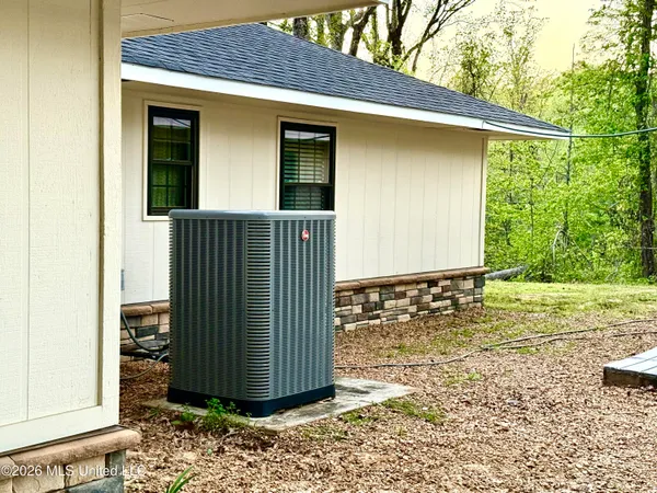 $535,000 | 1250 Friendship E Road, Charleston, MS 38921