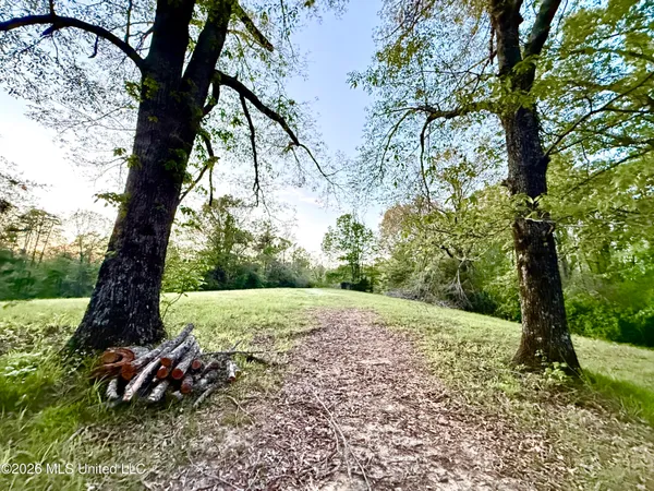 $535,000 | 1250 Friendship E Road, Charleston, MS 38921