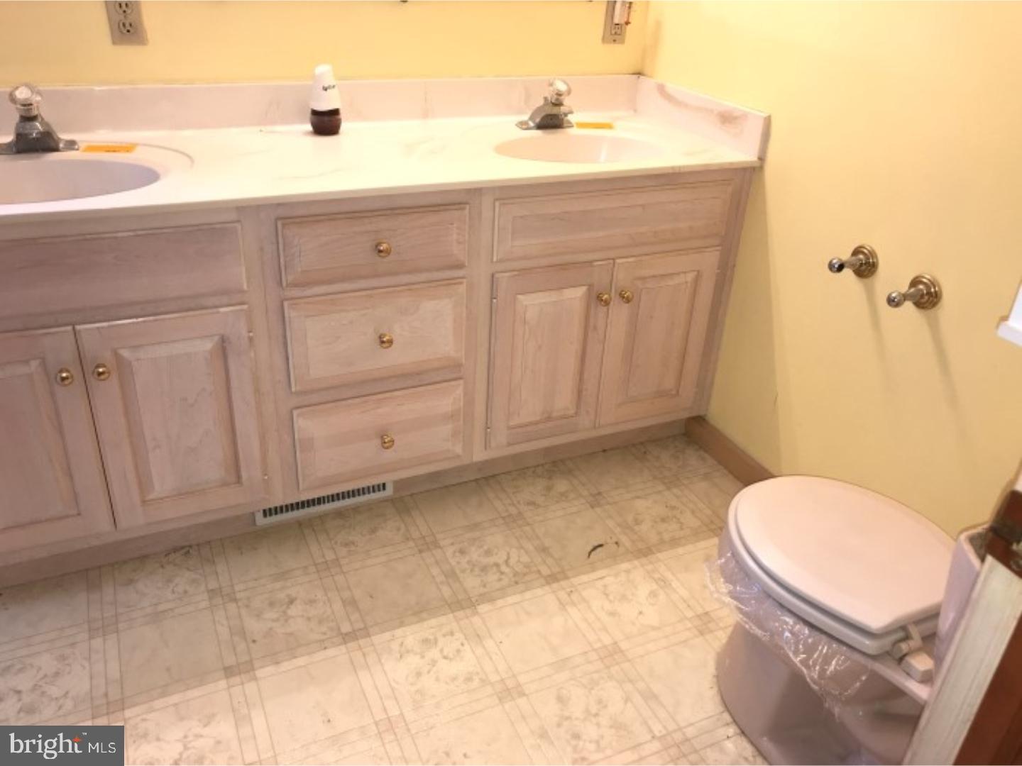 1972 Quarry Road Lebanon, PA 17046 - Photo 8 of 20 Gallery Image 8