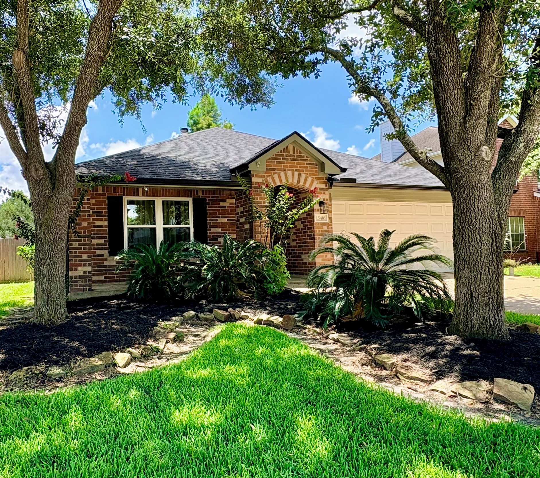 15410 Redbud Berry Way Cypress, TX 77433 - Photo 2 of 49