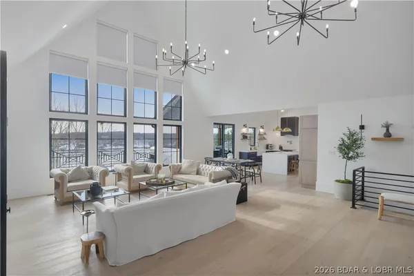 $2,900,000 | 903 Dogwood Road, Lake Ozark, MO 65049