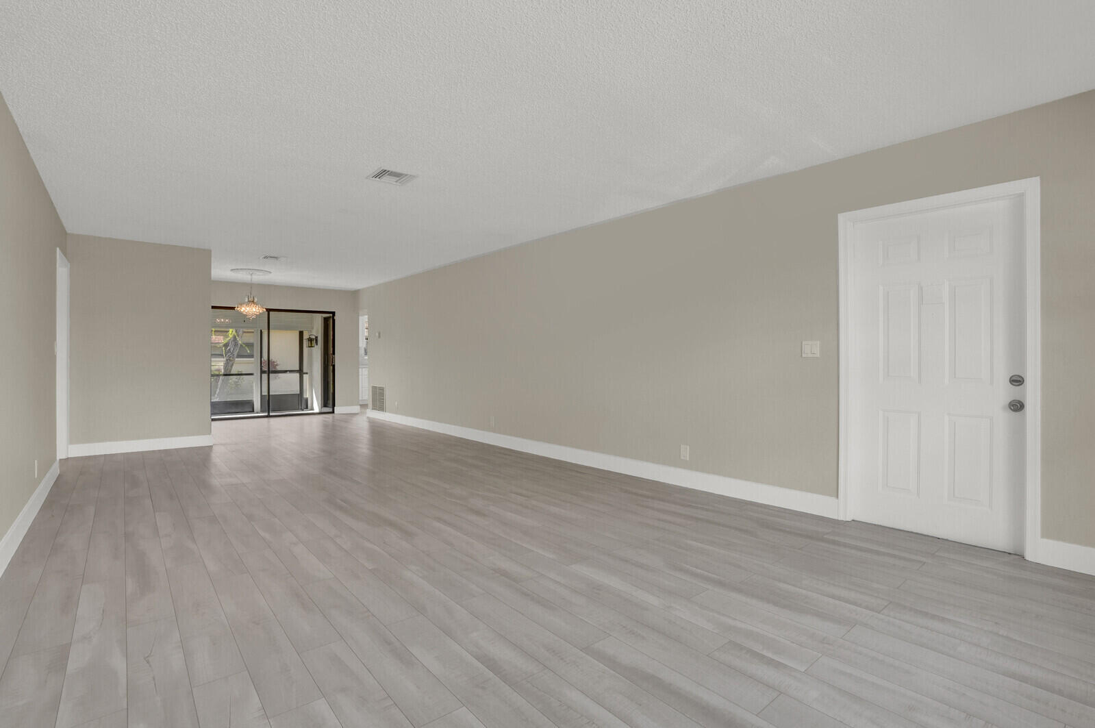 4500 Pandanus Tree Road, Unit A Boynton Beach, FL 33436 - Photo 13 of 36 Living Area