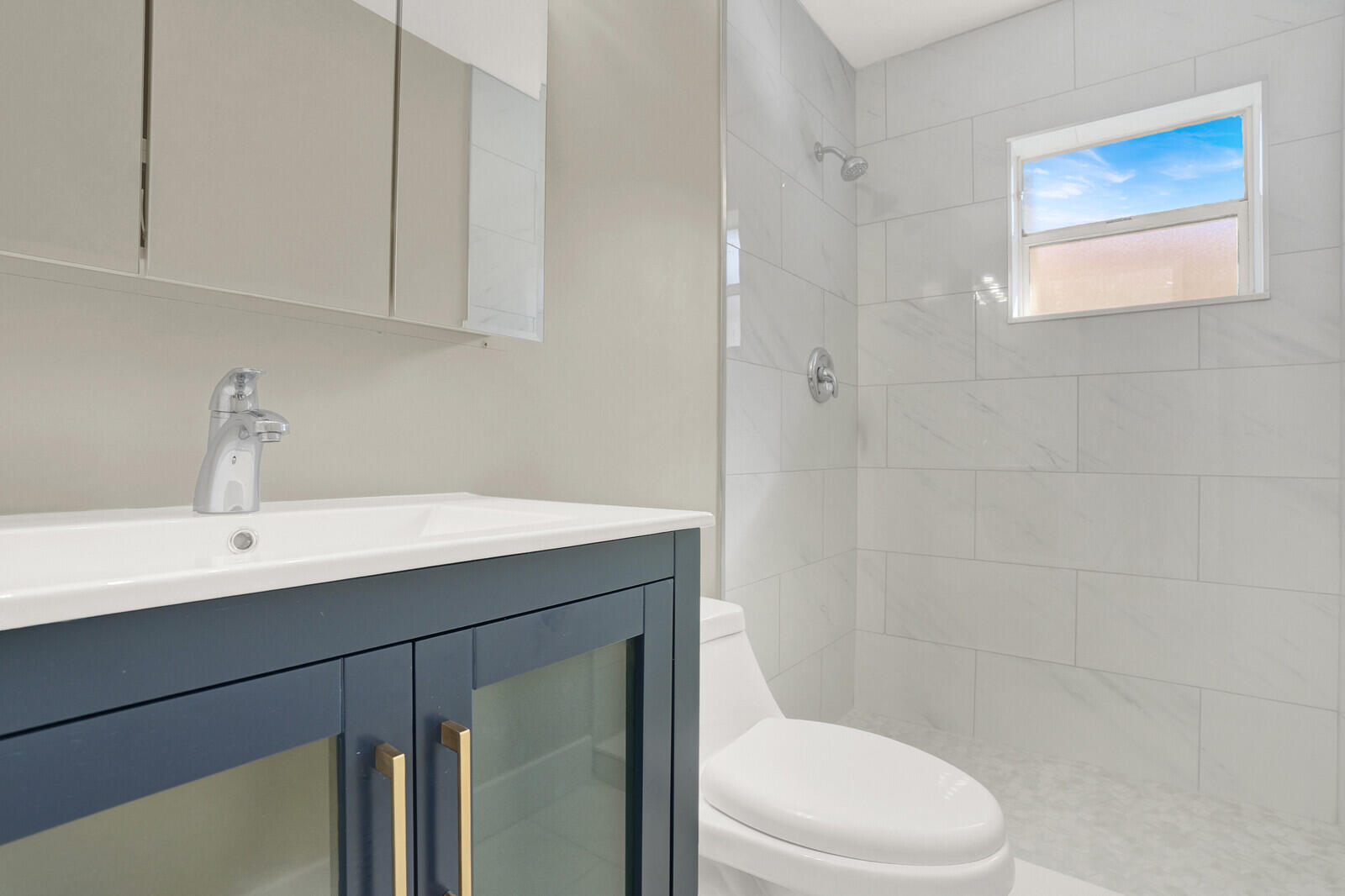 4500 Pandanus Tree Road, Unit A Boynton Beach, FL 33436 - Photo 27 of 36 Bathroom