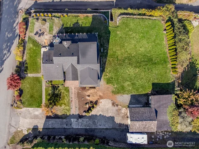 $1,399,000 | 5037 33rd Avenue West, Everett, WA 98203