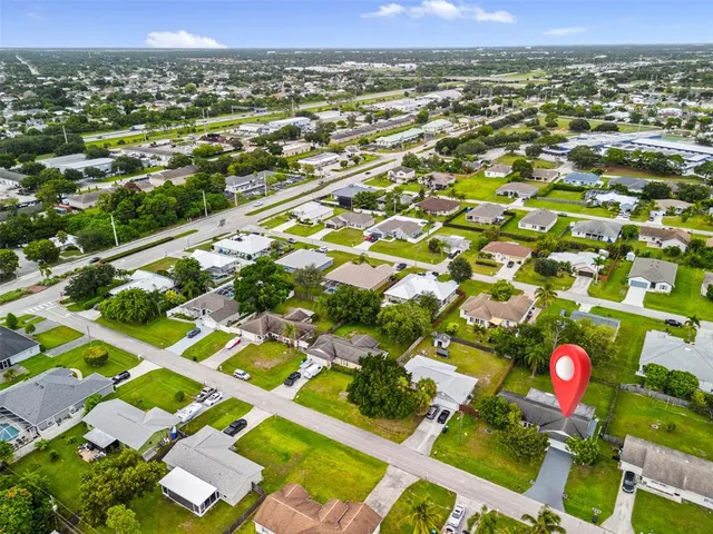$355,000 | 461 Southwest Meadow Terrace, Port St. Lucie, FL 34984
