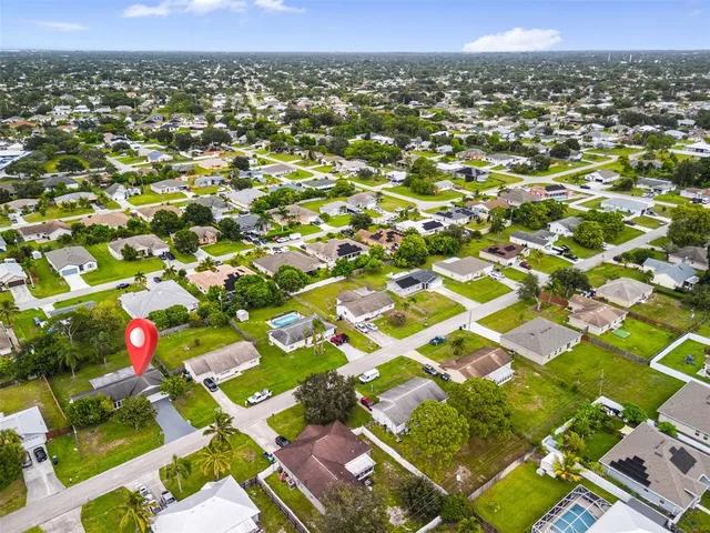 $355,000 | 461 Southwest Meadow Terrace, Port St. Lucie, FL 34984