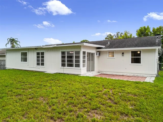 $355,000 | 461 Southwest Meadow Terrace, Port St. Lucie, FL 34984