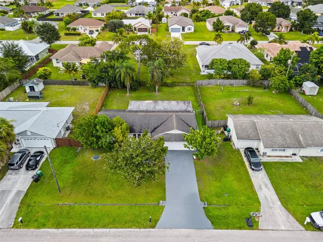 $355,000 | 461 Southwest Meadow Terrace, Port St. Lucie, FL 34984