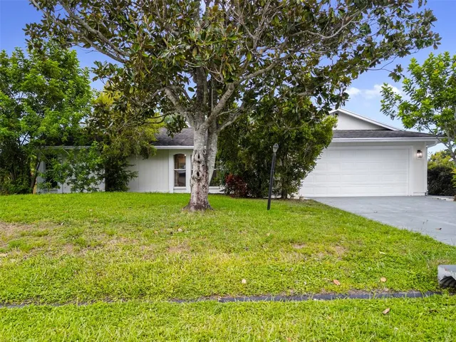 $355,000 | 461 Southwest Meadow Terrace, Port St. Lucie, FL 34984